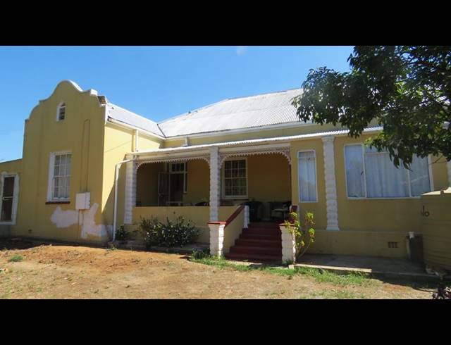 4 BEDROOM HOUSE FOR SALE IN DE RUST